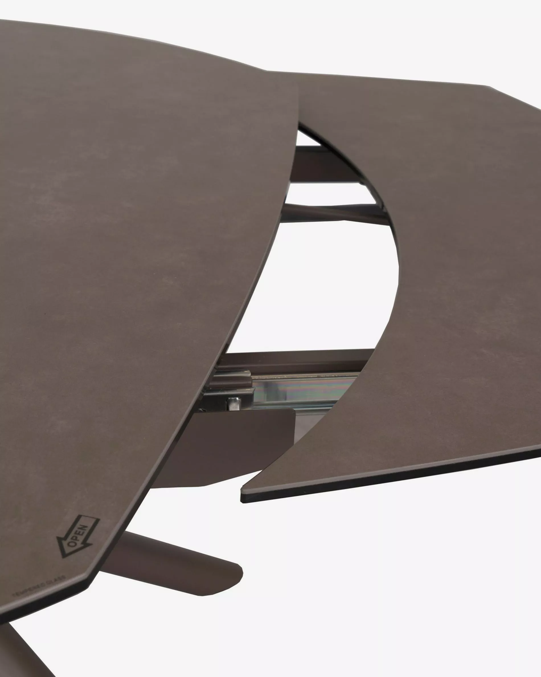 Стол обеденный La Forma Yodalia сталь и керамика с коричневой отделкой 130 x100