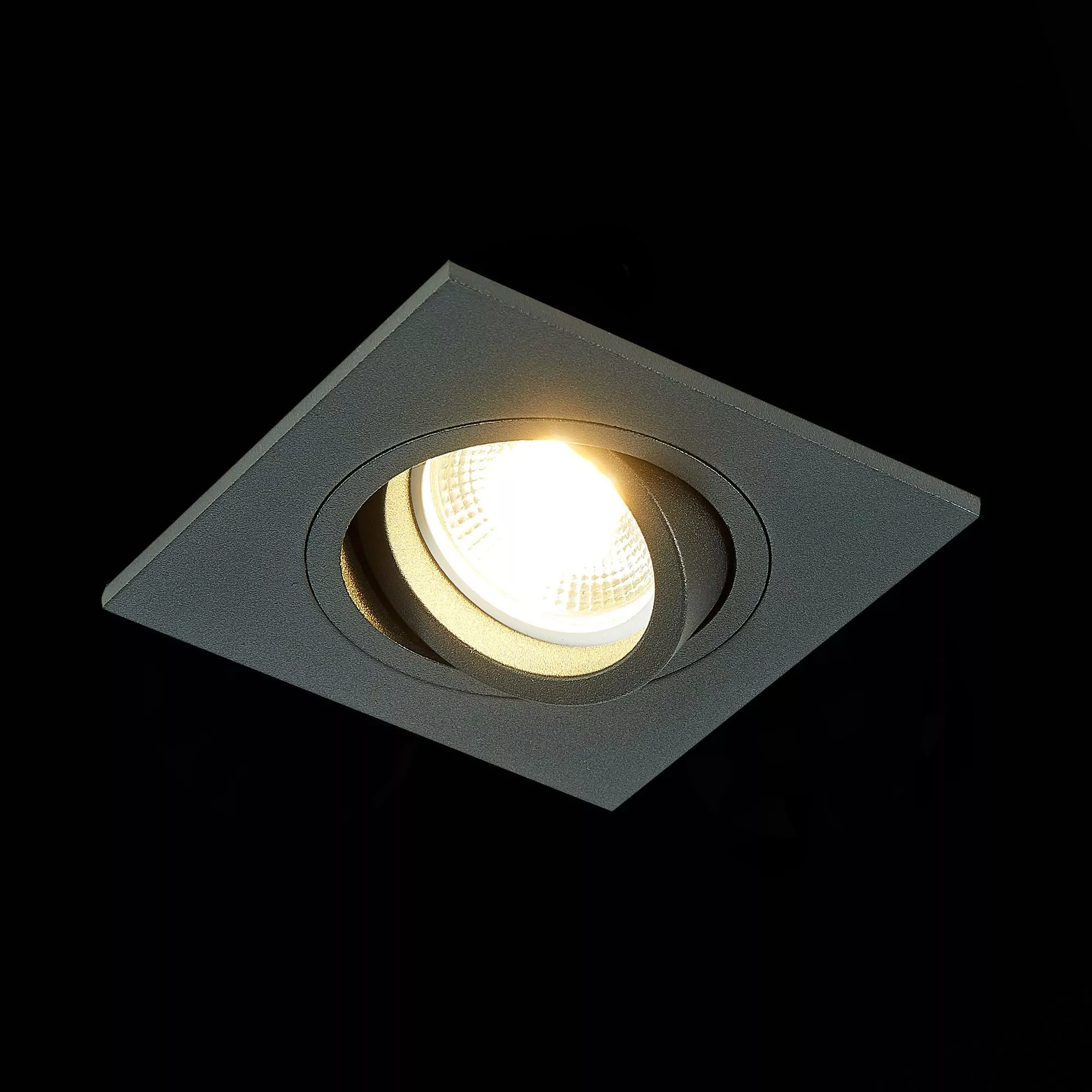 Точечный встраиваемый светильник ST LUCE ST251.408.01