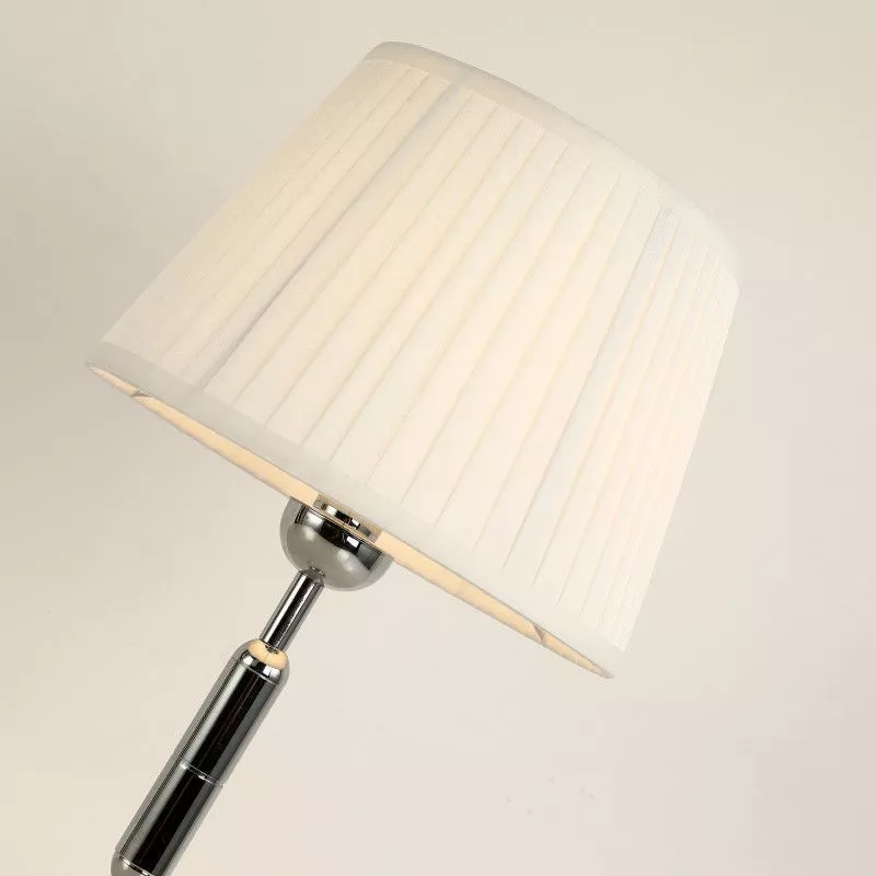 Лампа настольная Favourite Avangard 2952-1T