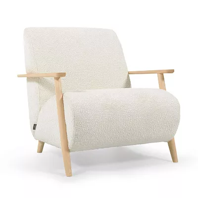 Кресло La Forma Meghan из белой ткани букле с ножками из массива ясеня 115765