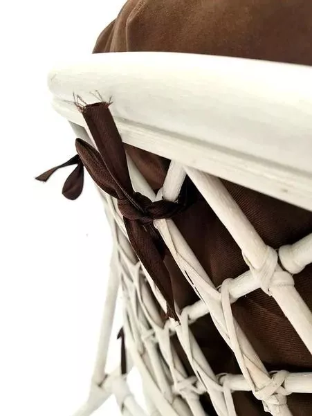 Комплект мебели из ротанга Багама дуэт с круглым столом белый (подушки твил обычные коричневые)