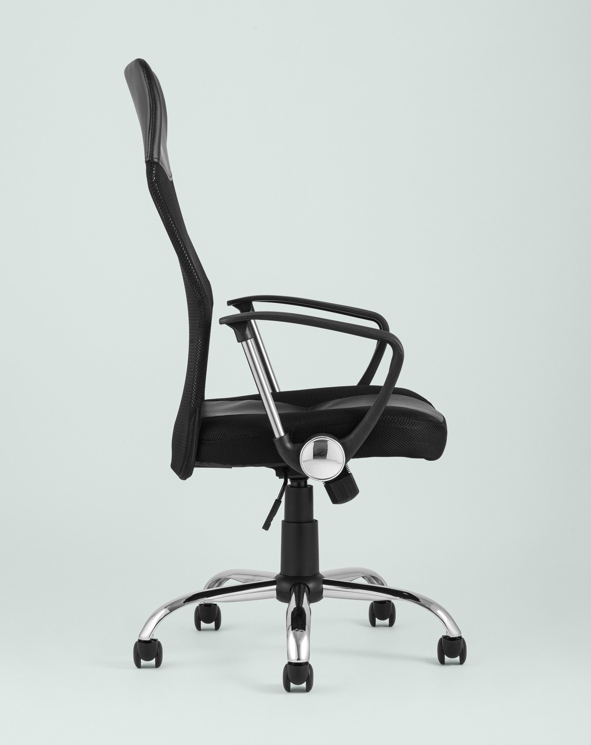 Кресло офисное TopChairs Benefit черная сетка