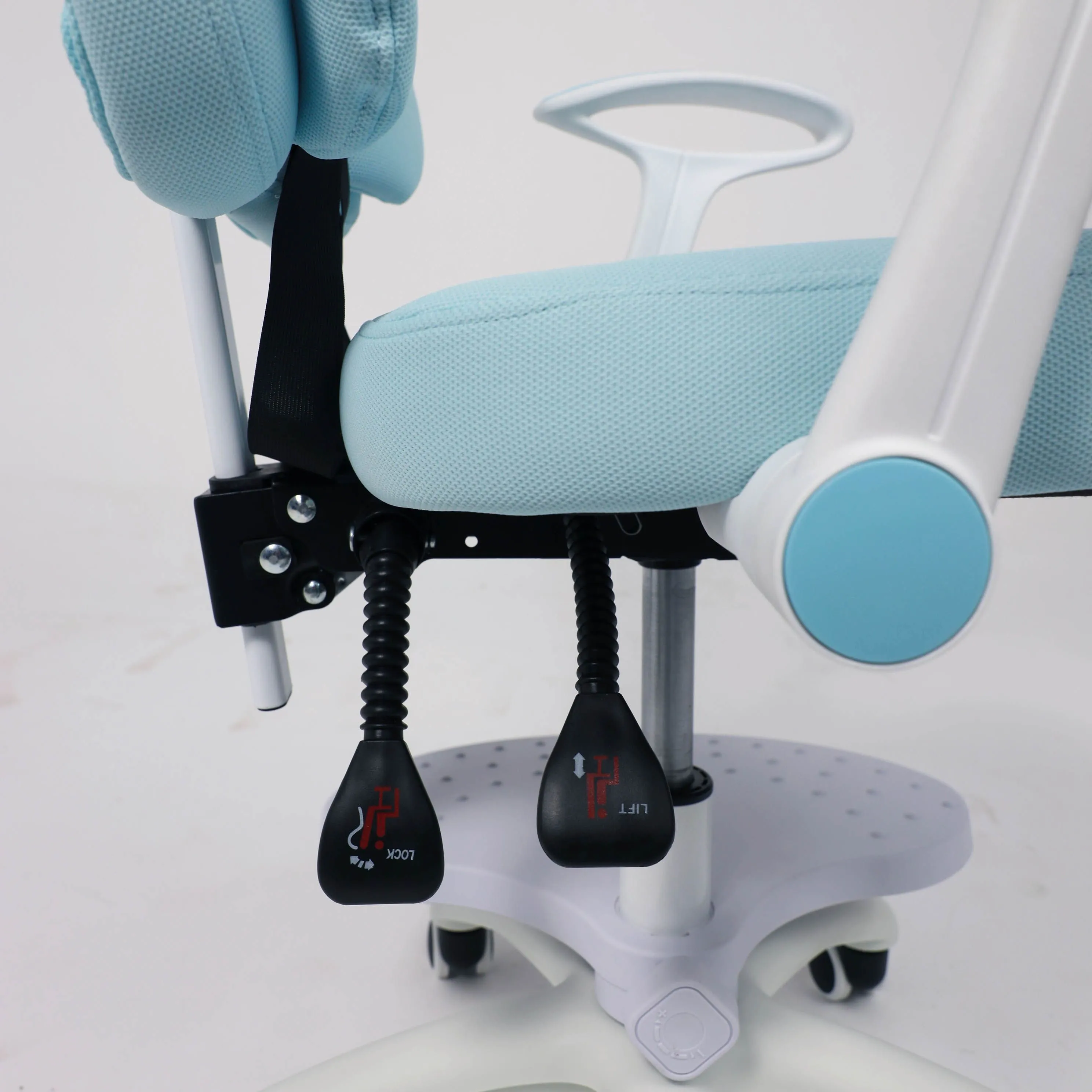 Кресло компьютерное детское LOLU ткань синий 102541